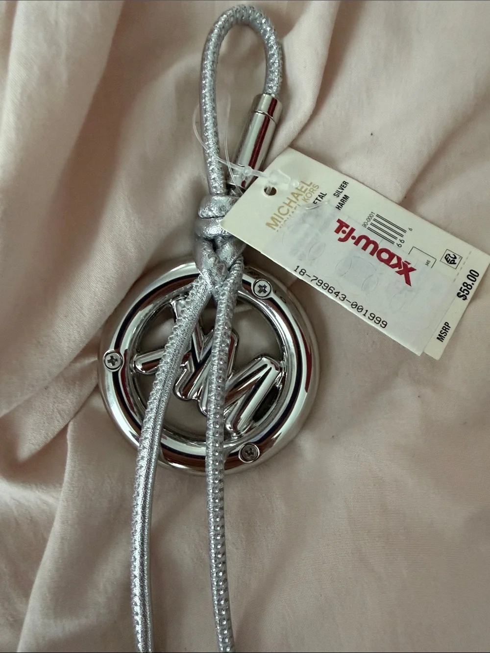 Bag charm! Michael Kors Silver Metallic MK Circle Bag Charm Keyring
